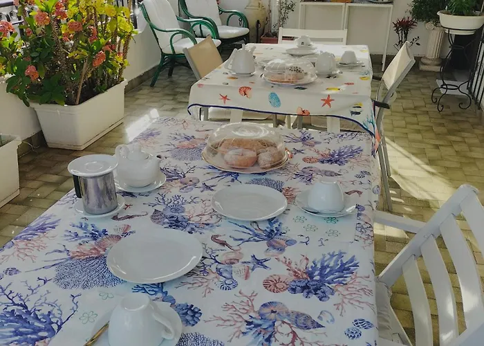 Bed and Breakfast La Castellese Aci Castello